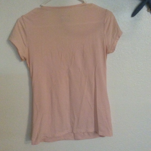 Simple pink blouse - Picture 4 of 5
